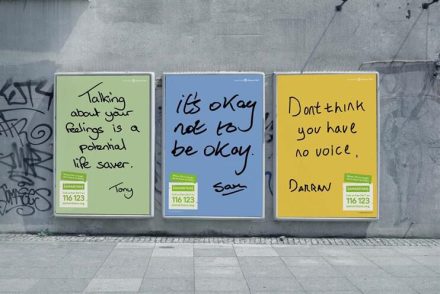 Londonban plakátokon olvashatjuk depresszióban szenvedő és öngyilkossági kísérlet-túlélő férfiak üzeneteit