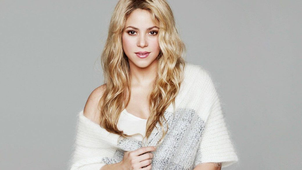 Shakira portrait spain 2015 billboard 650 1548