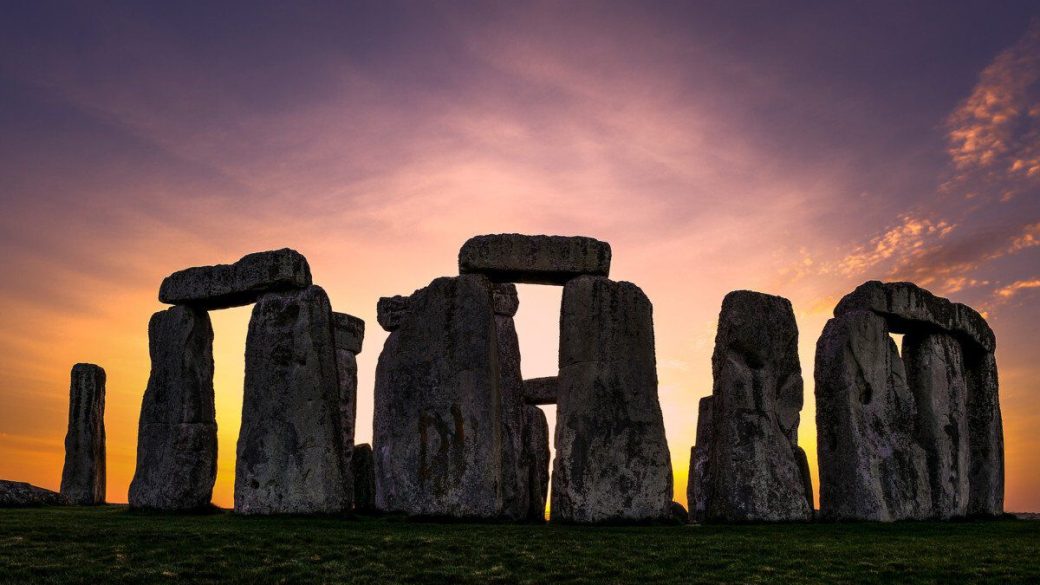 Stonehenge EH11025