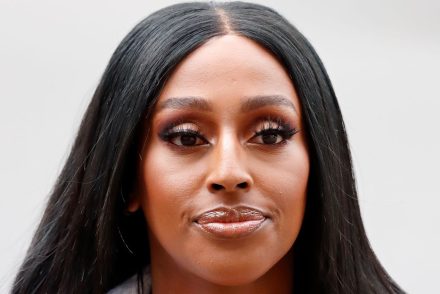 Alexandra Burke a zeneiparban tapasztalható rasszizmusról mesélt