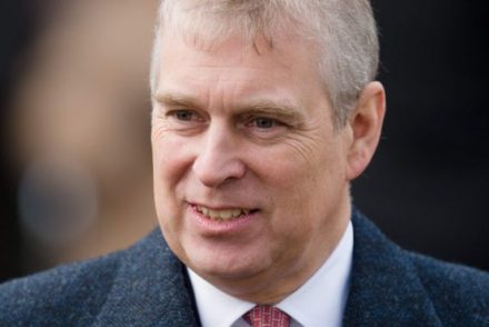 András hercegnek tanúskodnia kell a Jeffrey Epstein-ügyben