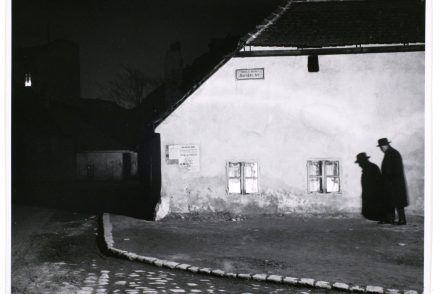 A magyar fotográfia legsikeresebb korszakát bemutató kiállítás nyílt meg