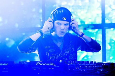 Avicii posztumusz albuma, amelyen a halála előtt dolgozott, júniusban jön