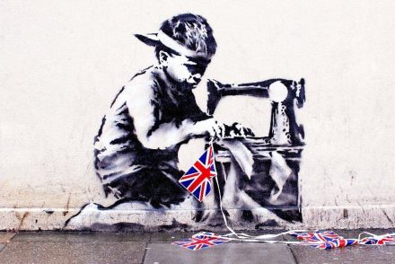 Megvette 700 ezer dollárért a Banksy-falfestményt, csak hogy lemeszelhesse
