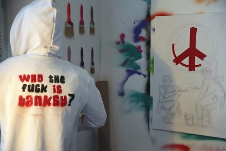 „Egy igazságtalan világ lelkiismerete” – The Art of Banksy