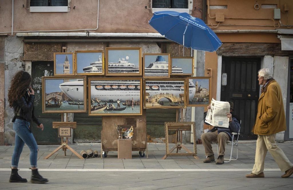 Banksy Velencei Biennale 2020 Elmarad Uj Idopont