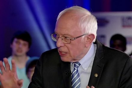 Bernie Sanders Lars Von Trier-filmekkel lazít a kampánya után