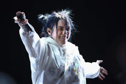 Billie Eilish mindent megtesz, hogy több fiatal menjen el szavazni