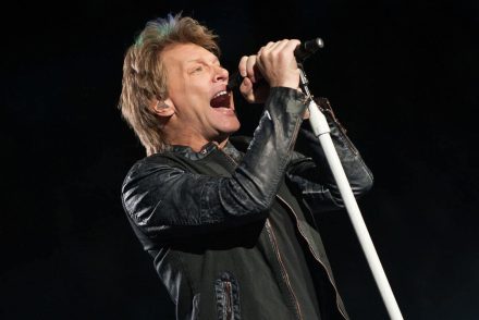 Bon Jovi bejelentette, hogy új albumot készít a társadalmi tudatosság jegyében