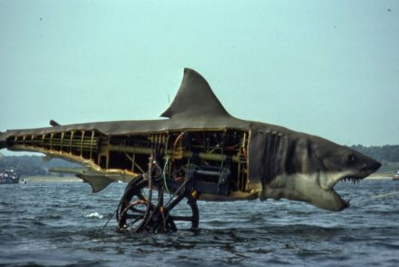 Restaurálták a Steven Spielberg-klasszikus tönkrement cápafiguráját