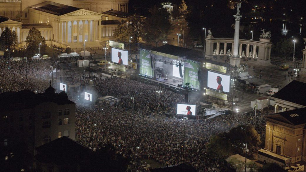 bryan adams koncert hosok tere budapest wellhello koncert hosok tere