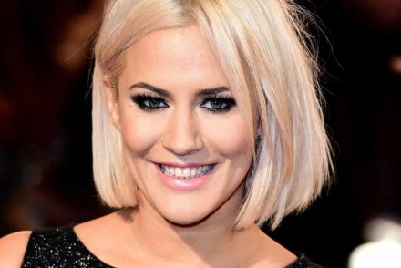 Caroline Flack, a brit Love Island műsorvezetője öngyilkos lett a barátai szerint