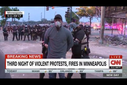 Az újságírókat sokkolta a CNN riporterének letartóztatása