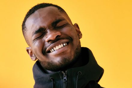 Dave brit rapper a koronavírussal szembeni felelőtlensége miatt bírálja a brit kormányt
