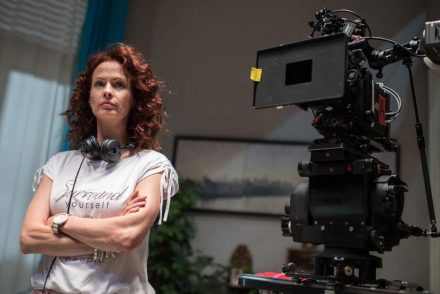 Dobó Kata annyira megkedvelte a rendezést, hogy új filmbe kezd
