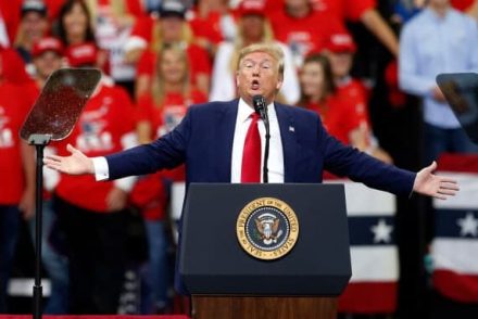 Sztárok nekimentek Donald Trumpnak: Nem lesz több Prince-dal