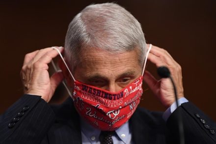 Dr. Anthony Fauci: napi 100 ezer új koronavírusos megbetegedés is lehet az Egyesült Államokban