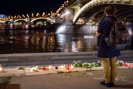 A dunai hajóbaleset áldozatinak emlékére ad koncertet Fischer Iván és zenekara koncertet Dél-Koreában