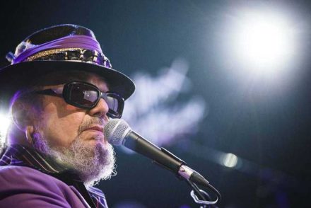 Elhunyt Dr. John, hatszoros Grammy-díjas énekes-producer