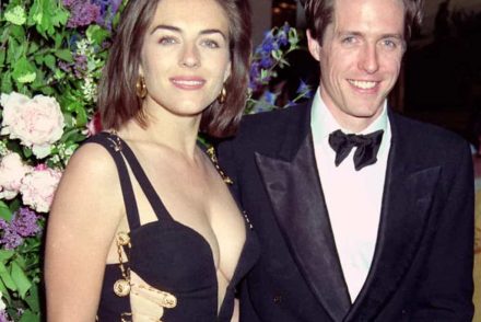 Elizabeth Hurley ikonikus Versace ruhájának története