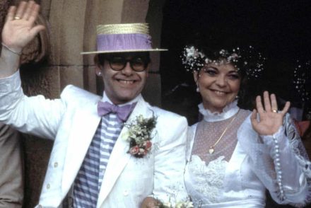 Elton John volt felesége szerint súlyos lelki sérülést okozott neki a Rocketman és a sztár önéletrajzi könyve