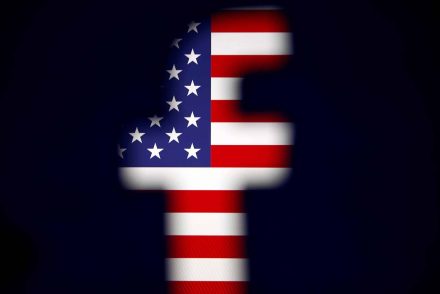 Bírósági ügy: a Facebook megsértette a lehallgatás elleni törvényt