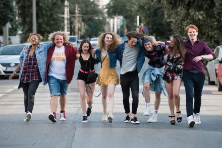 Hartung Attila FOMO-ját is bemutatják Prágában, az Európai Filmnapokon