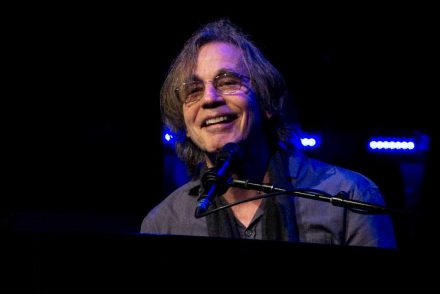 Jackson Browne pozitív lett a koronavírus-tesztre