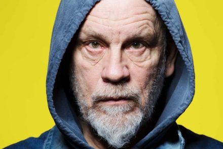 John Malkovich: „Egy csomó erőszakban volt részem felnőtté válásom során, és akkor mi van?”