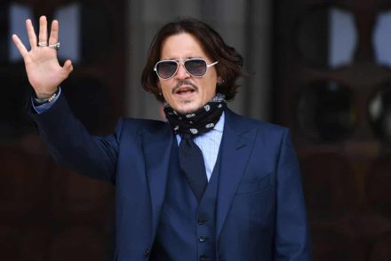 Johnny Depp mellé álltak a rágalmazási perben kihallgatott tanúk