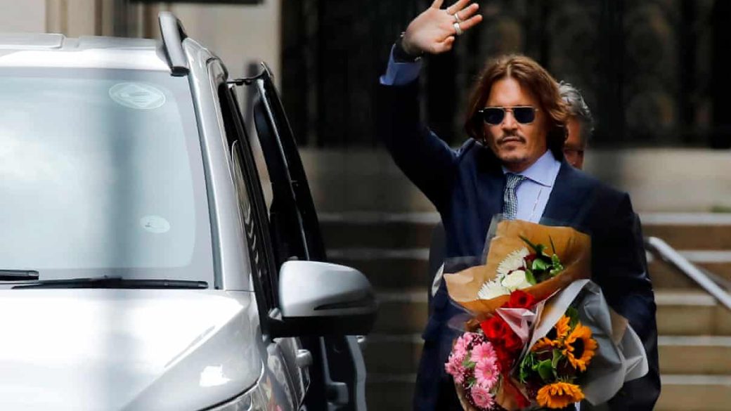 johnny depp ragalmazasi per 1