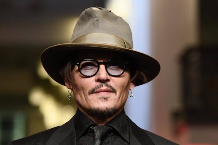 Nicholas Cage-nek köszönheti a karrierjét Johnny Depp – 5+1 érdekesség a születésnapos Deppről