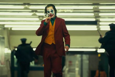Mozis lövöldözés áldozatainak családtagjai tiltakoznak a Joker-film ellen