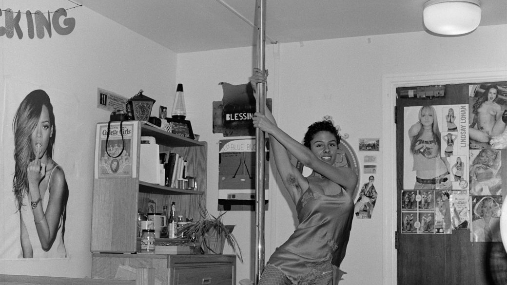 joni room alina van ryzin fotos