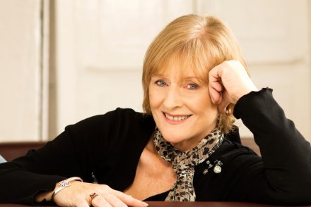82 éves korában hunyt el Josephine Cox írónő