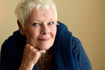 Az Oscar-díjas Judi Dench kiállt Harvey Weinstein és Kevin Spacey munkássága mellett