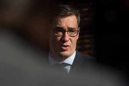 Karácsony Gergely: Kötelező lesz a maszk viselése Budapesten az üzletekben és piacokon is április 27-től