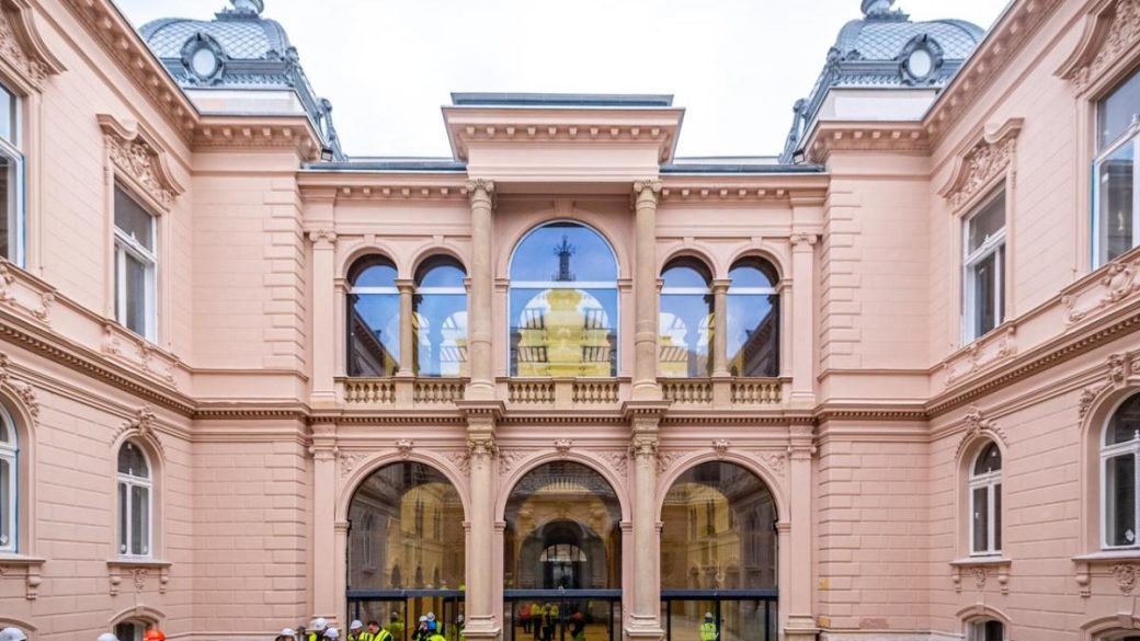 karolyi csekonics palota felujitasa budapest atadas karoli gaspar egyetem