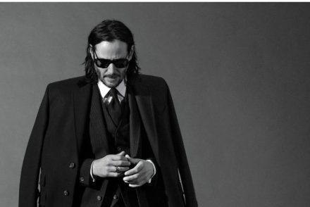 Keanu Reeves dögös fotósorozattal népszerűsíti a John Wick harmadik felvonását