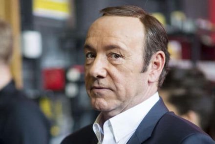 Kevin Spacey a szexuális zaklatási botrányának ügyében fellélegezhet – de csak egy kicsit