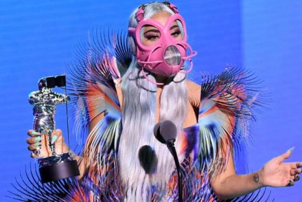 Lady Gaga maszkjai vitték a pálmát az MTV Video Music Awards díjátadón