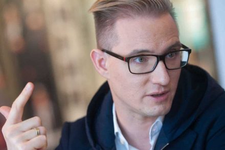 Felszámolási eljárást indított a 168 Óra ellen a volt főszerkesztő-helyettes, Lakner Zoltán