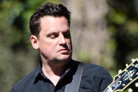 Mark Kozelek újabb botrány középpontjában: szexuális visszaéléssel vádolják