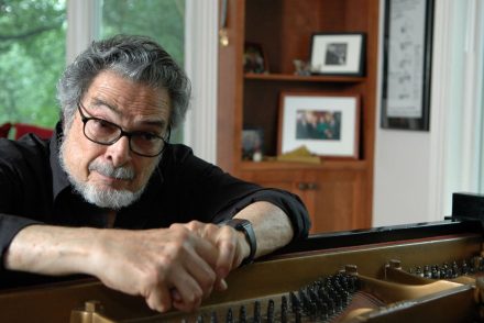Meghalt Leon Fleisher világhírű zongorista, a Two Hands szerzője