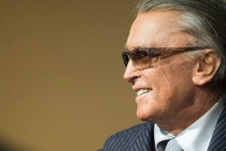 Meghalt Robert Evans