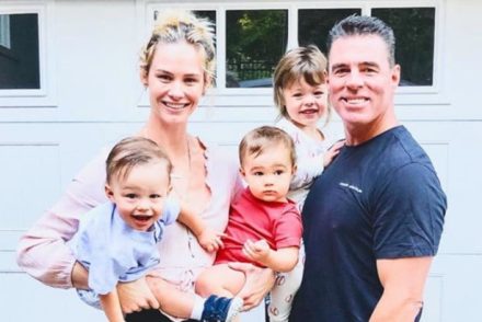 Meghan King Edmonds fürdőszobai szelfijével vágott vissza a nevelési módszerét kritizálóknak