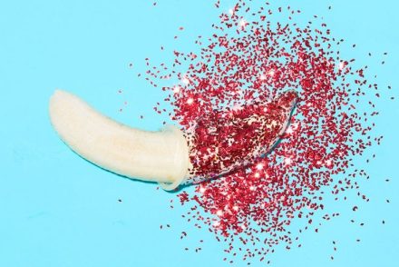Így szeretkezhetsz biztonságosan a menstruációd alatt