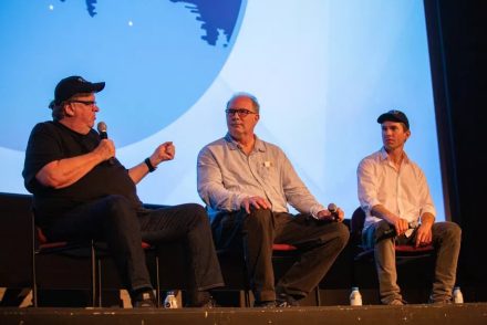 Klímaszakértők közveszélyesnek minősítették Michael Moore új filmjét