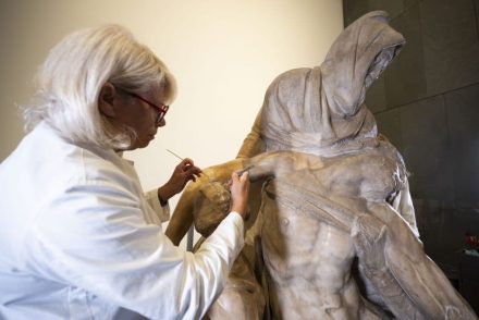 Új részleteket fedeztek fel Michelangelo egyik Pietáján