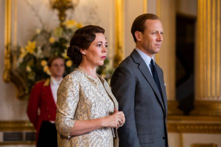 Olivia Colman Oscar-díjas színésznőt is kitüntette az angol királynő